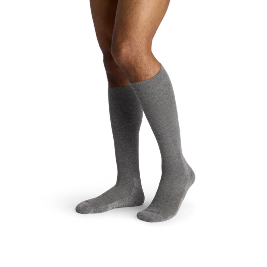 Men's Travel Compression Knee High Socks (15–20mmHg)